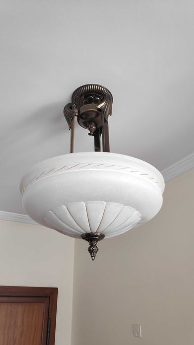 Conjunto de candeeiros em pedra de alabastro