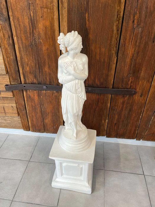 Rzeźba gipsowa popiersie ogród