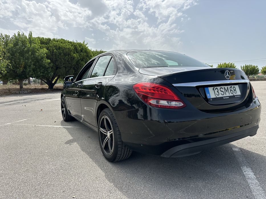 Mercedes-Benz C220d