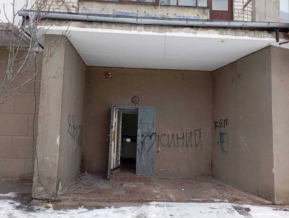 Продається комерційне приміщення
