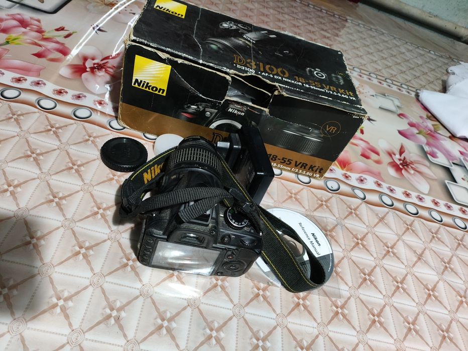Продається фотоапарат Nikon D- 3100