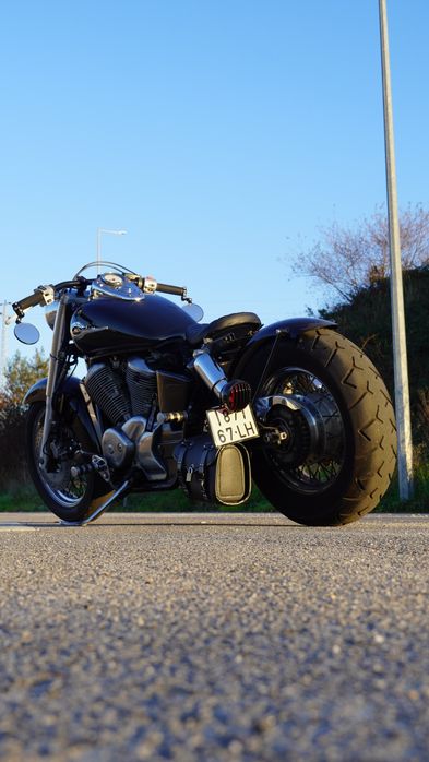Honda VT750 ACE – Bobber Custom |  Peças Originais Incluídas