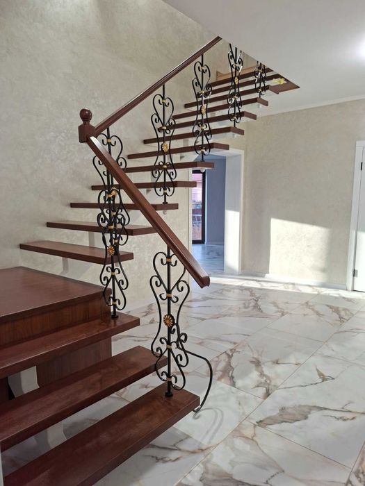 Продається сучасний  будинок з ремонтом 2025 року