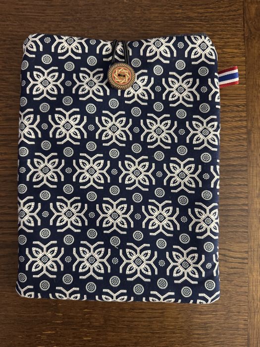 etui np na ipad, ksiazke, czytnik. nowy