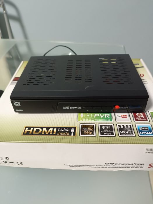 Спутниковый тюнер (ресивер ) S8580