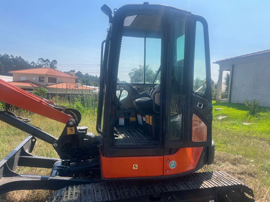 Escavadora Hitachi zx50u-3f
