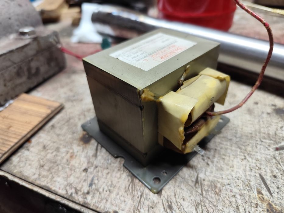 Transformator z mikrofalowki