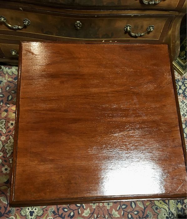 Mesa basculante holandesa antiga