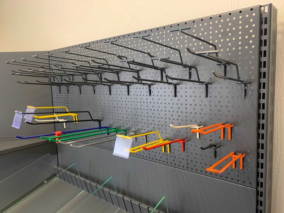 Касові прилавки. Торгові стелажі. Торгове обладнання в магазин