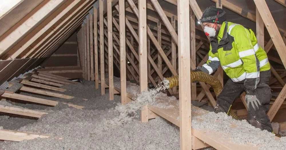 Celuloza do izolacji, wełna celulozowa do wdmuchiwania - Ekovilla