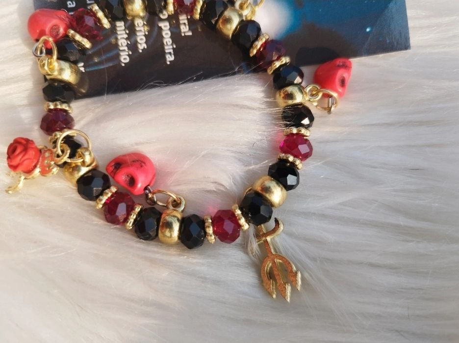 Pulseira Pomba gira Rosa Caveira