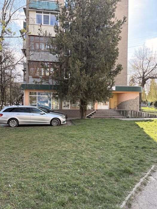 Продам комерційне приміщення – další