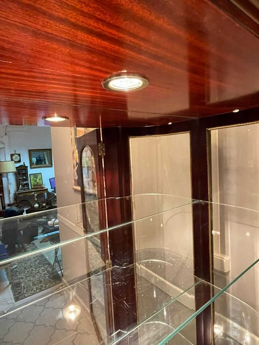 Vitrine / cristaleira Art Déco, com corpo envidraçado