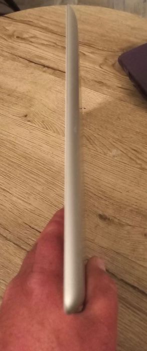 Apple iPad 4. generacji A1458 kondycja baterii 81%