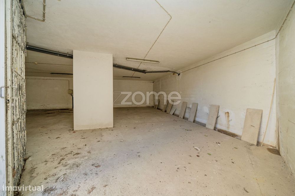 Comércio, oportunidade de investimento no Centro Comercial Barrosel...