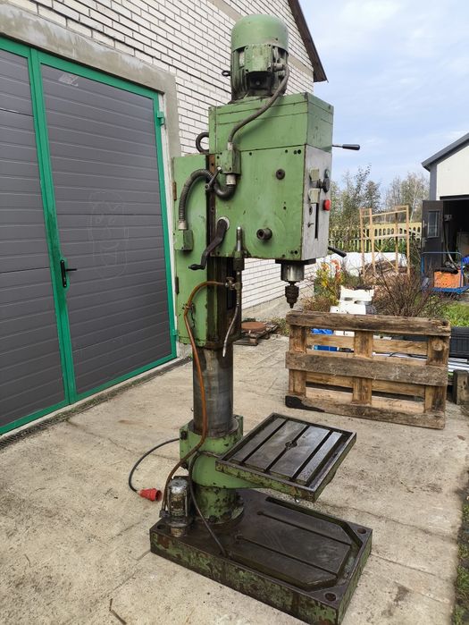 Wiertarka, wiertarka kolumnowa, wiertarka kadłubowa, wiertarka słupowa