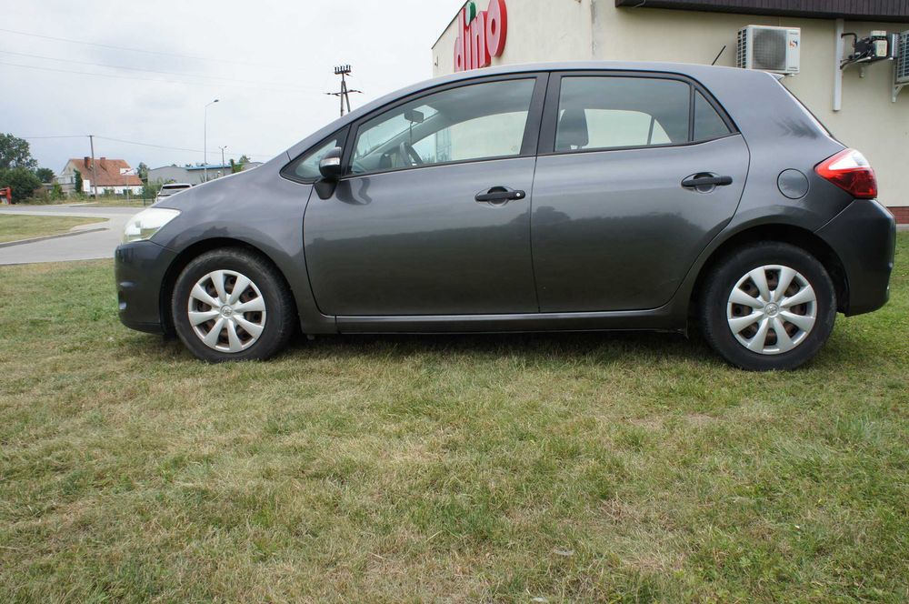 Toyota Auris 1.4 D-4D 2010 Lift zadbana bez rdzy