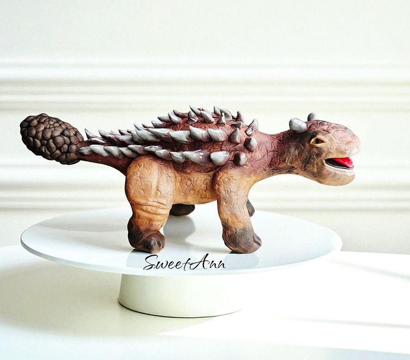 Dinozaur figurka dekoracja na tort
