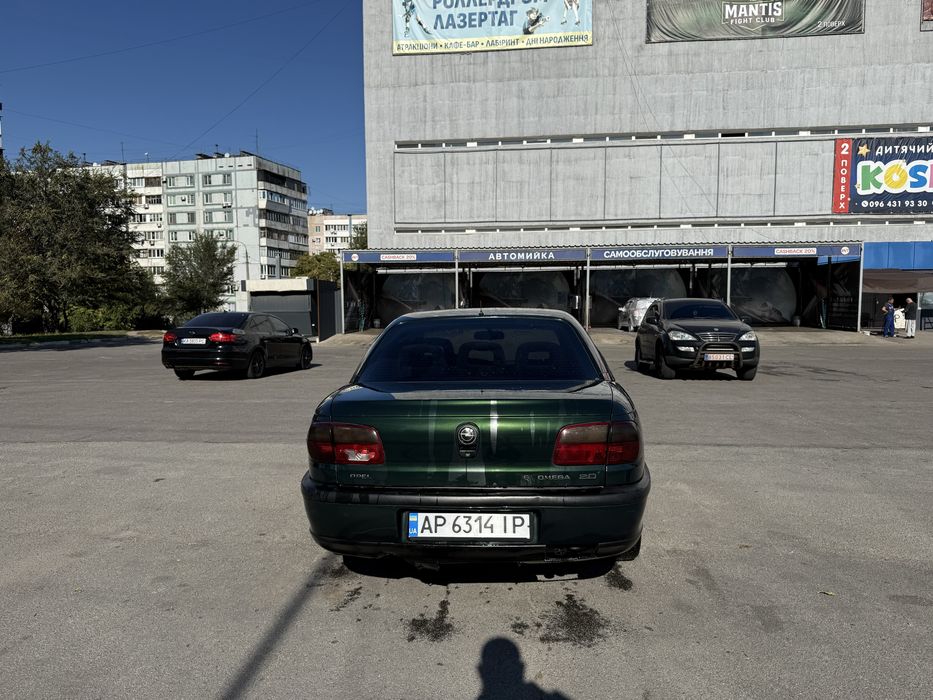 Opel omega B Опель