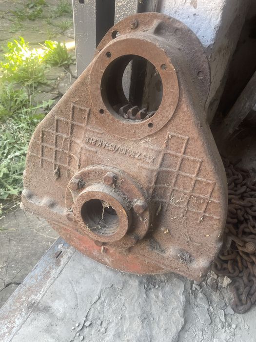 Корпус бортовой чулок к трактору  Т-25 Т-16