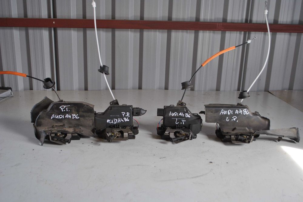 Zamek drzwi  lp/lt/pp/pt Audi A4 b6