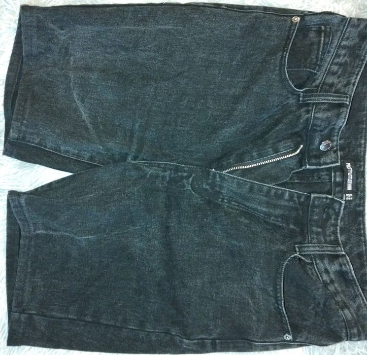 Джинсові шорти .