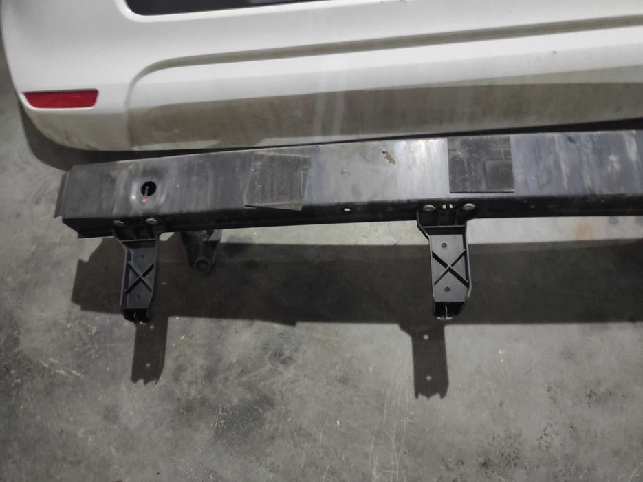 sprzedam do renault twingo III belkę tylnego zderzaka