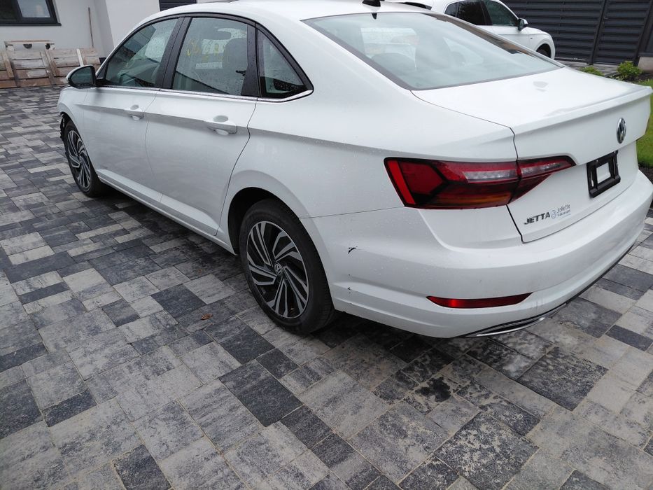 Авторозбірка розборка VW Jetta mk7 2019- білого кольору