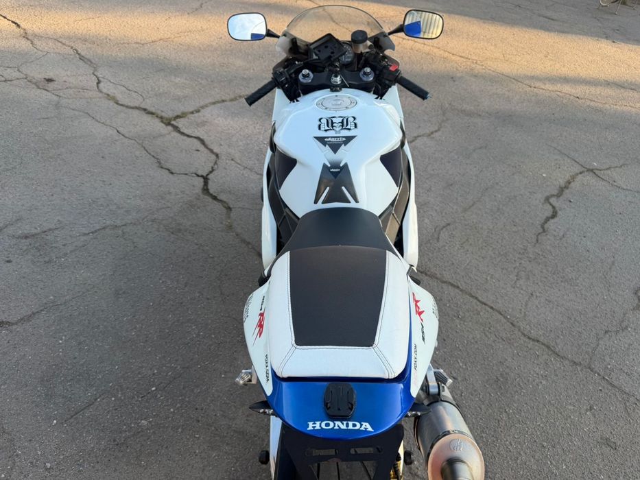 Продам мотоцикл HONDA CBR900RR 954 Fireblade