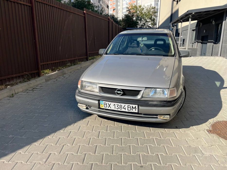 Продам Opel Vectra A 1.6 Бензин