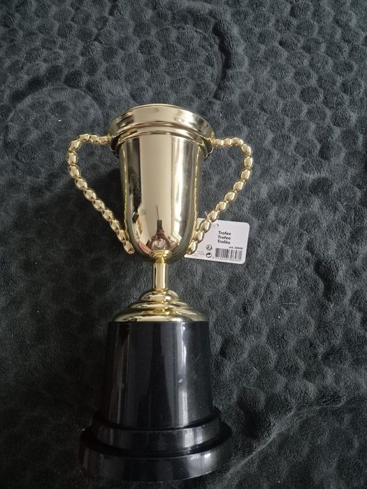 Złoty Puchar Trofeum – Gadżet na Imprezę / Nagroda (Nowy)