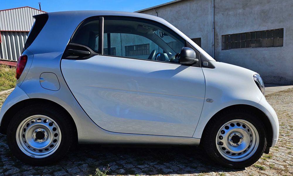 Vendo Smart ForTwo elétrico