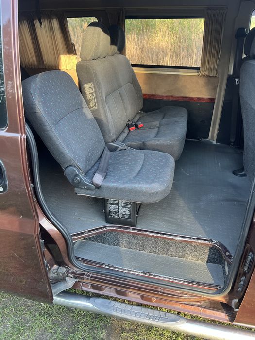 Продам  Hyundai H 1    2.5 дилель