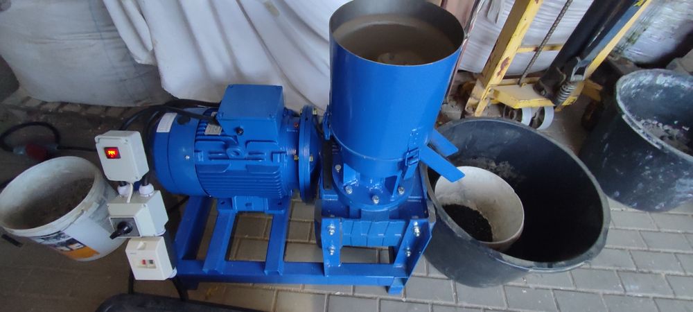 Granulator Peleciarka Fi250/15kW+gratis