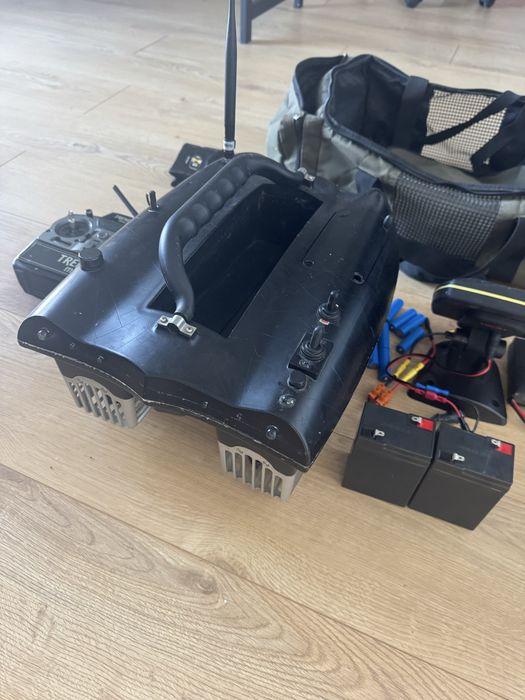 Lodka zanetowa echosonda