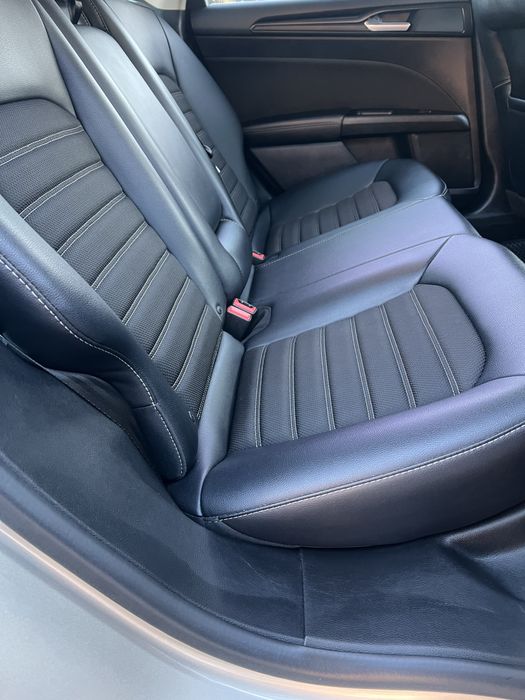 Форд Фюжен 2018 року