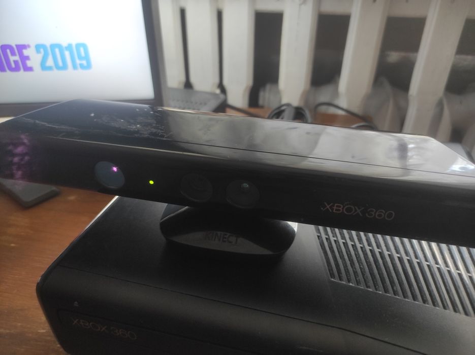 Kinect Xbox 360 (1)