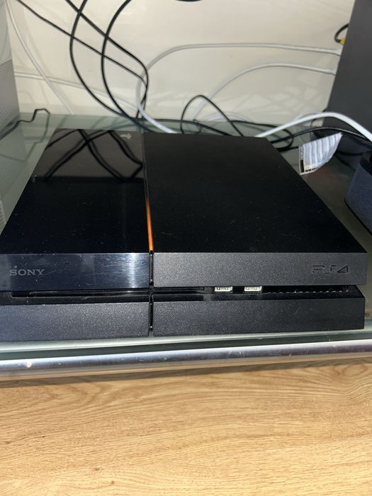 Ps4 1TR + 1 Comando