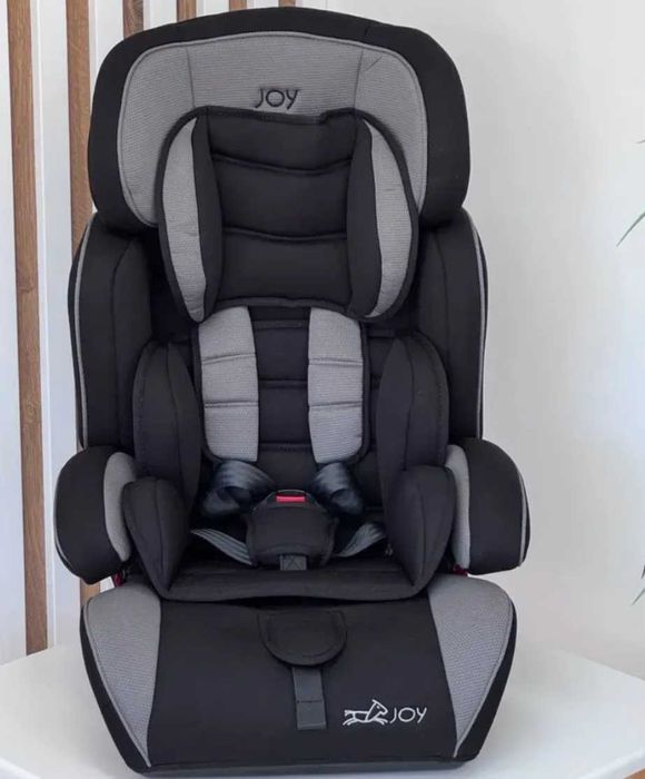 Дитяче універсальне автокрісло від 1 до 12 років 9-36 кг