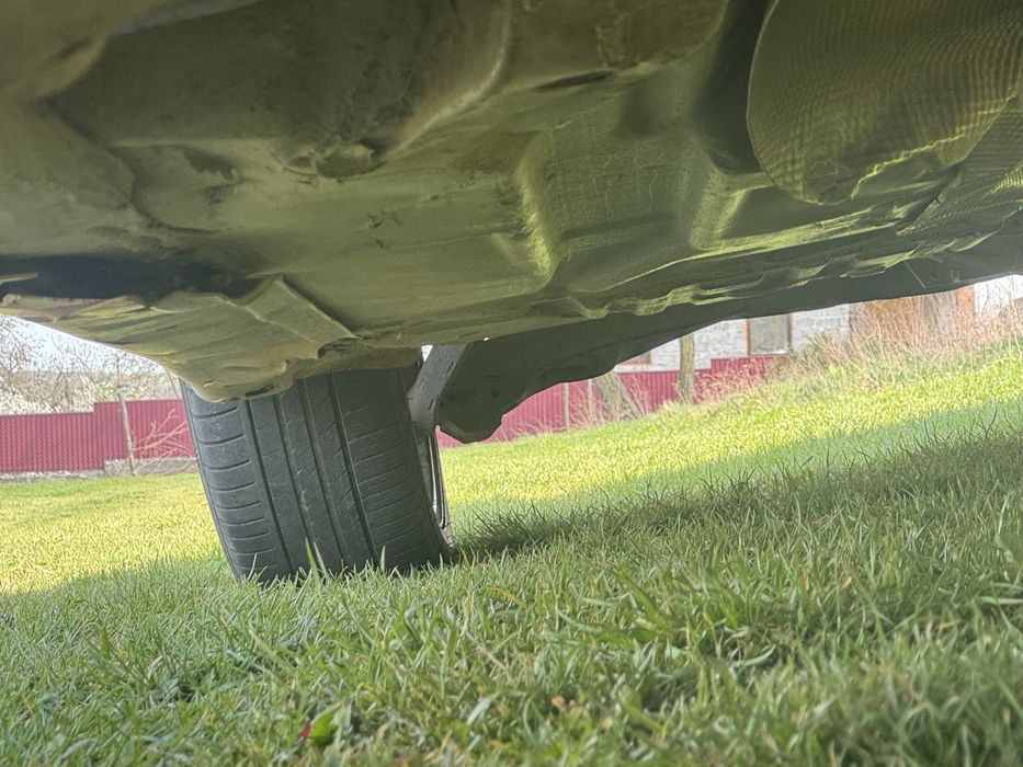 Продам мерседес е210  ресталінг без мотора