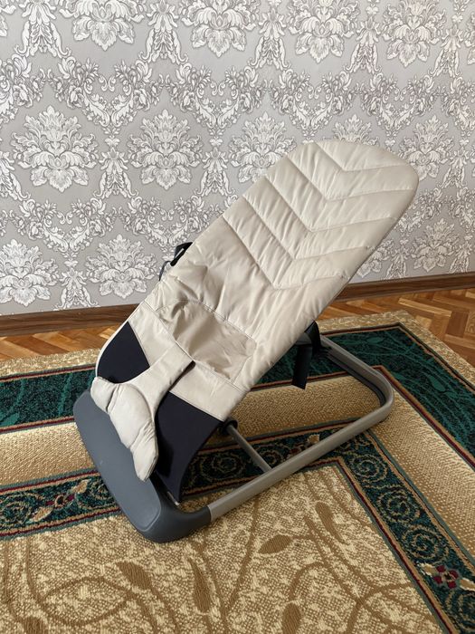 Баунсер El Camino Izzy шезлонг