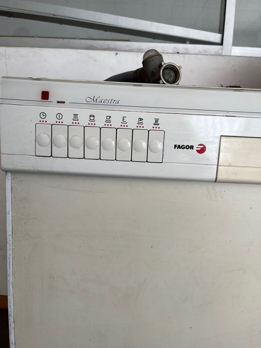 Máquina de lavar loiça Fagor