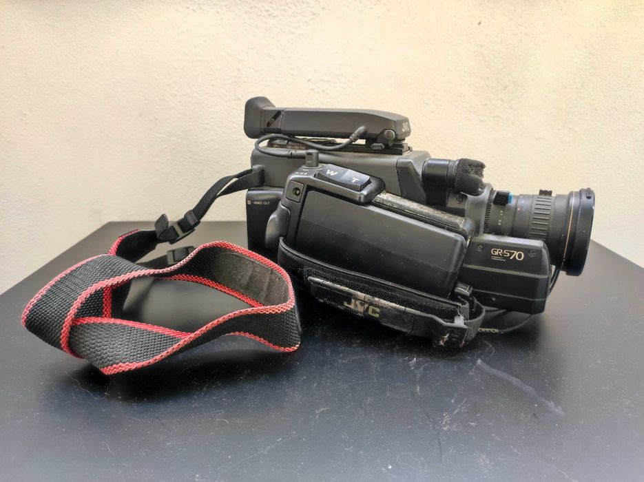Máquina de Filmar JVC GR-S70