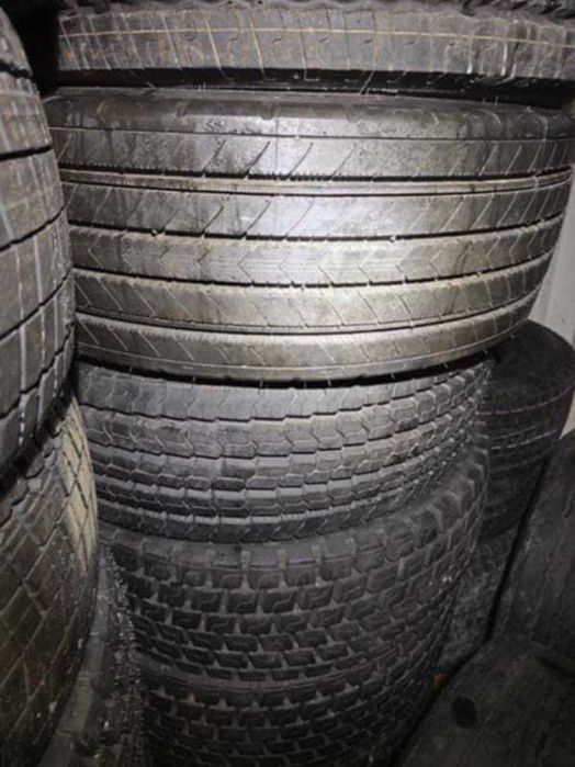 305/70R19.5 •	Michelin, Good year, Bridgestone (K71.1)