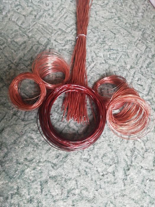 Медная проволока без оплётки. d 0.8мм, 1.2мм, 1.7мм. Для  поделок и др