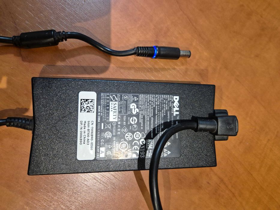 Zasilacz Dell 90W travel - cienki - oryginał DA90PE1-00