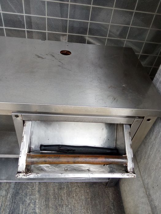 Bancada em inox para máquina de café