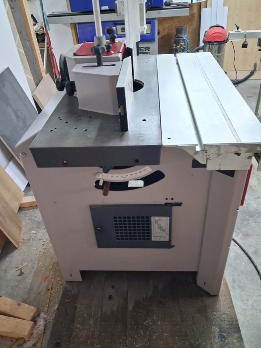 Maszyny stolarskie frezarka dolnowrzecionowa