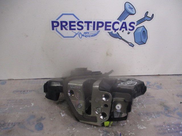 Fechadura / fecho porta frente esquerdo TOYOTA Urban Cruiser (_P1_)