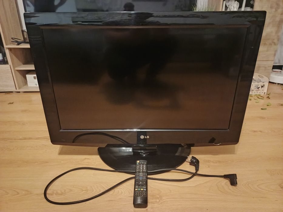 Telewizor LG 32 cale w pełni sprawny